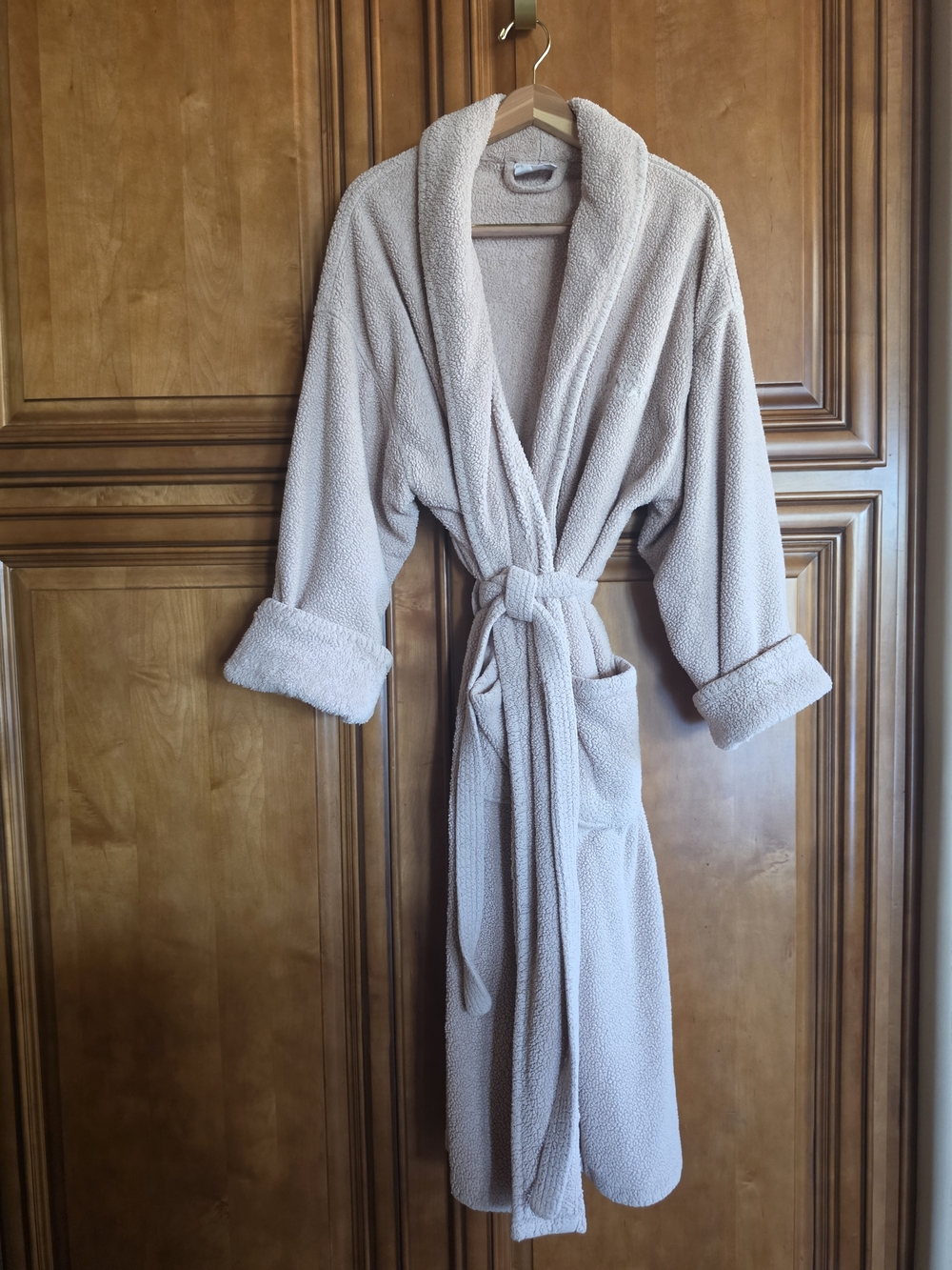 The SWAG Famous Mountain Resort Logo Bathrobe Shawl Collar Belt Cuffs Tan EUC